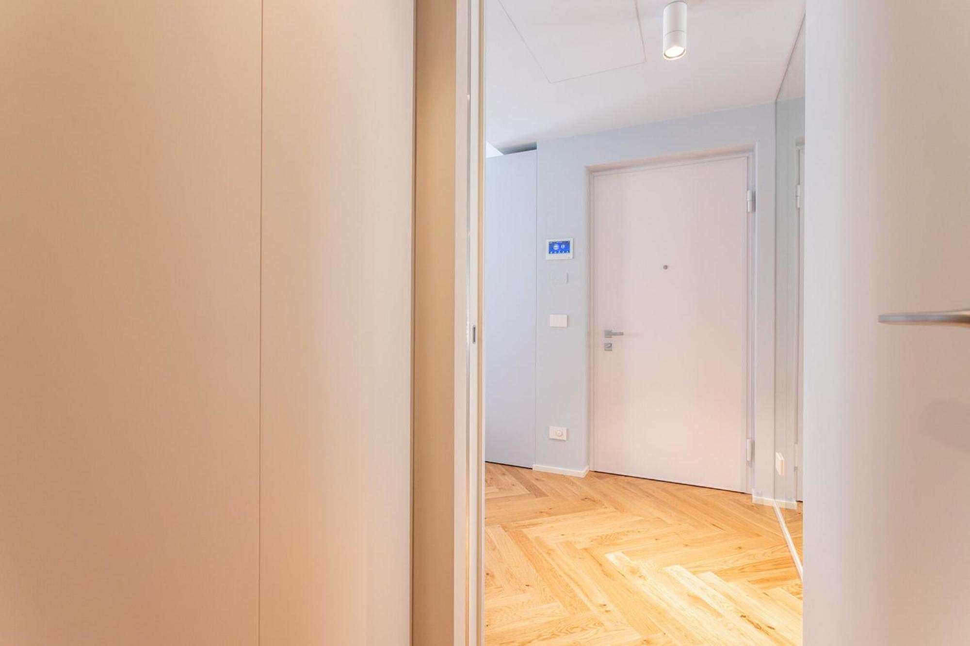 Appartement Crocetta Living By Halldis Milan